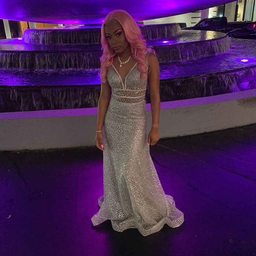 Prom gown